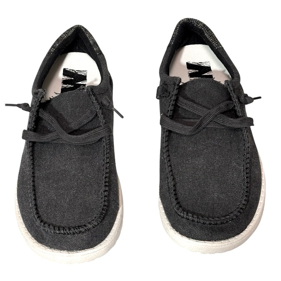 Mr. J Other - MR. J - MEN’S - SIZE 10.5 - STYLE: DAVID - SLIP ON SHOES IN BLACK - LIKE-NEW